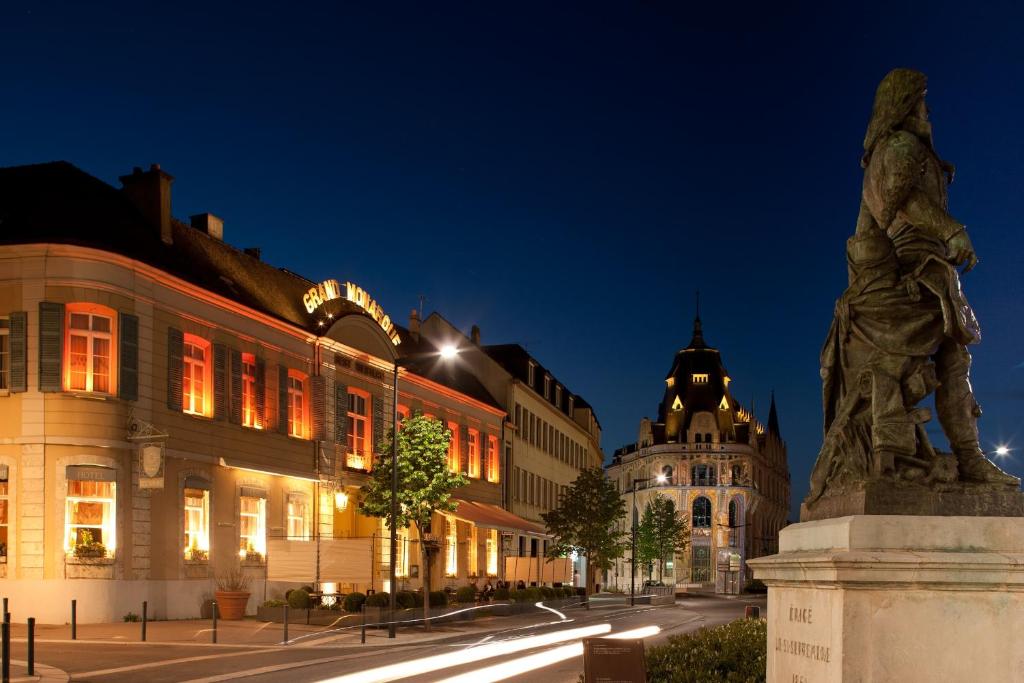 Best Western Premier Grand Monarque Hôtel & Spa Chartres