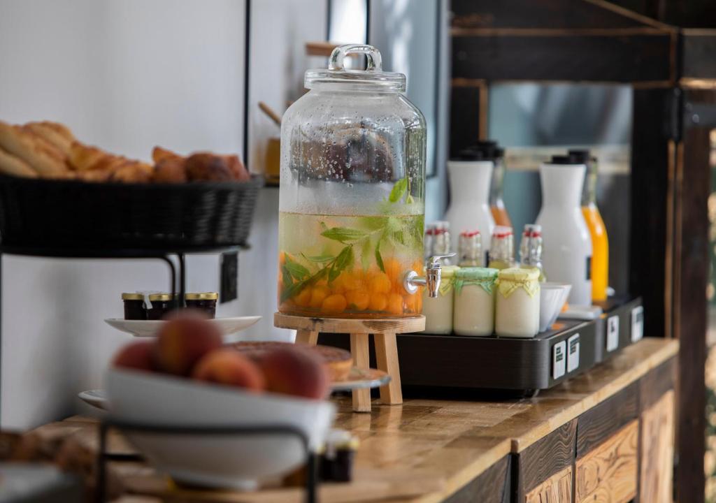 Boire Piscine Hôtel Les Frères Ibarboure Spa Bidart