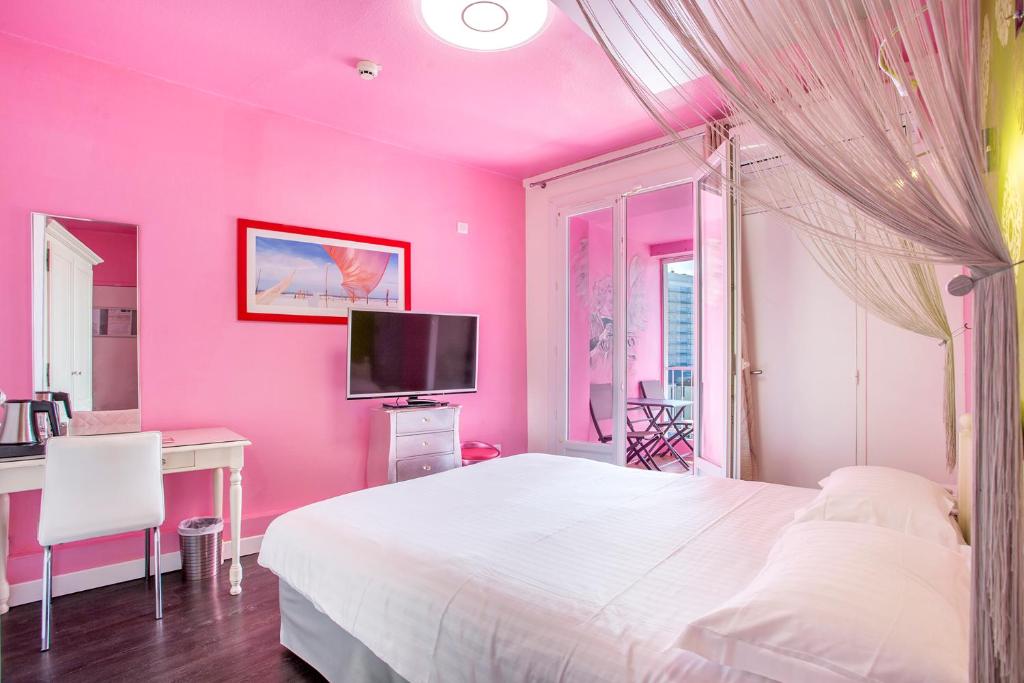 Chambre Hôtel Arc en Ciel et SPA - Les Sables d'Olonne Spa à Les Sables dʼOlonne Chambre Hôtel Arc en Ciel et SPA - Les Sables d'Olonne Spa à Les Sables dʼOlonne