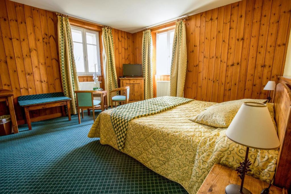 Chambre Lautaret Lodge & Spa à Le Monêtier-les-Bains Chambre Lautaret Lodge & Spa à Le Monêtier-les-Bains