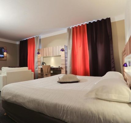 Chambre The Originals Boutique, Grand Hôtel Saint-Pierre, Aurillac (Qualys-Hôtel) Spa