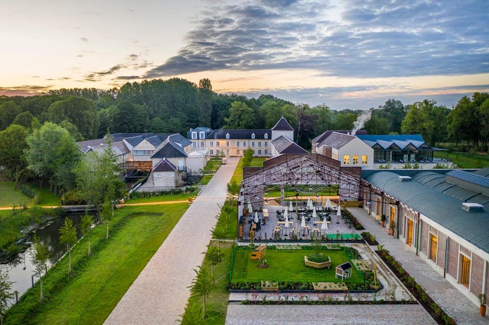 Extérieur Le Grand Pavillon Chantilly Hôtels Spa