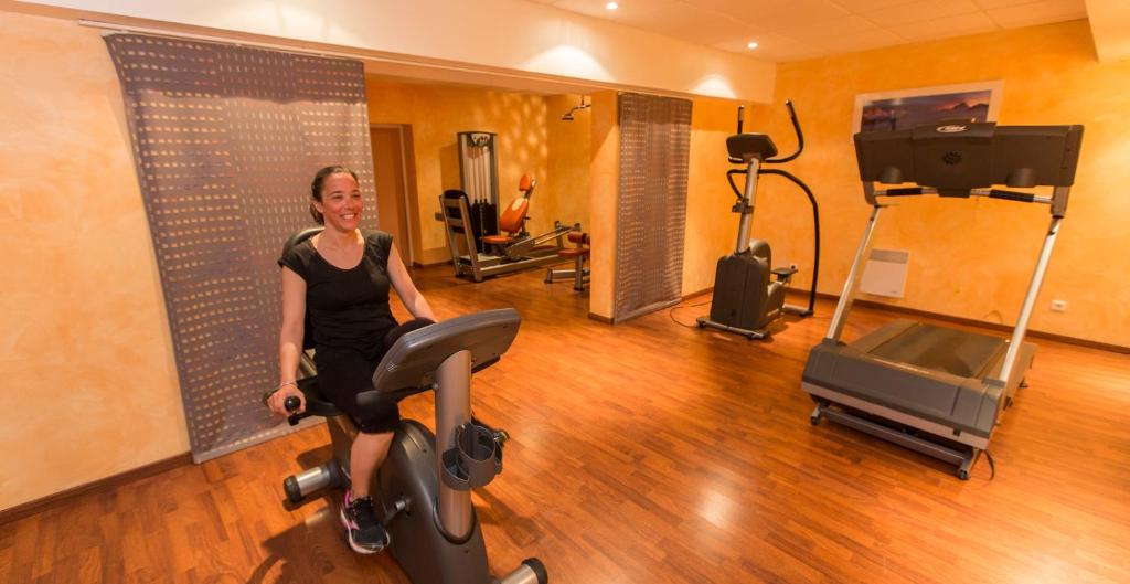 Gymnase Hôtel-Résidence Le Lys Hôtels Spa à Cauterets