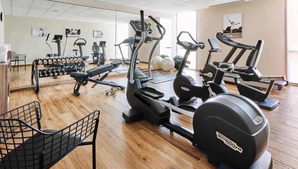 Gymnase Hôtel Spa Château Saint-Jean, Relais & Châteaux Montluçon Gymnase Hôtel Spa Château Saint-Jean, Relais & Châteaux Montluçon