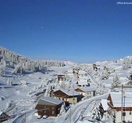 Hôtels Spa à Adonis Valberg Extérieur