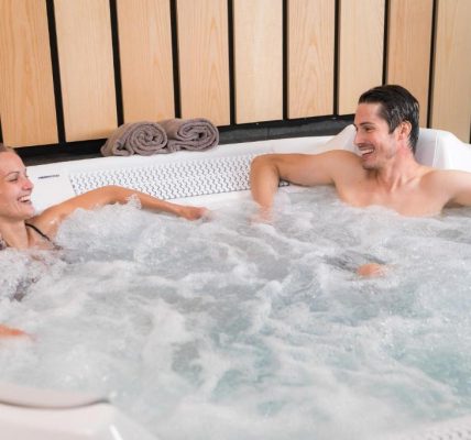 Jacuzzi 7Hôtel Spa à Illkirch-Graffenstaden&Spa Hôtels Spa à Illkirch-Graffenstaden