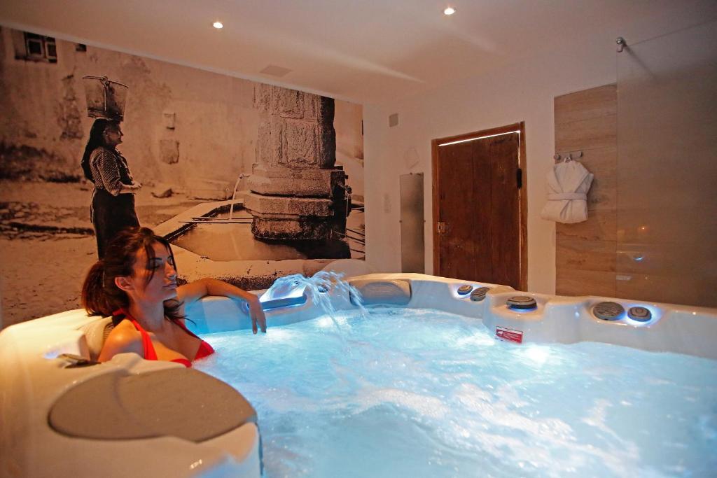 Jacuzzi Hôtel Casa Rossa & Spa à LʼÎle-Rousse