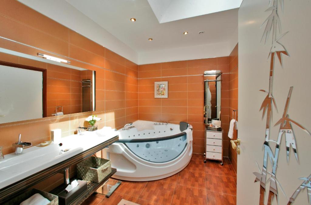 Jacuzzi Hôtel Parc Victoria Spa à Saint-Jean-de-Luz