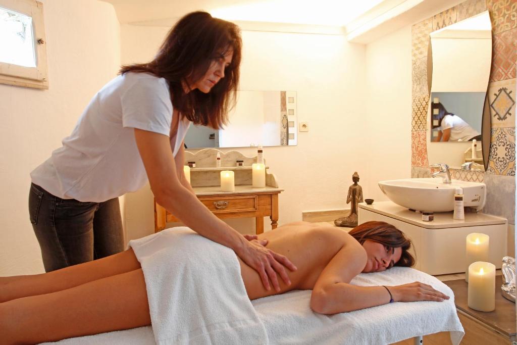 Massage Hôtel Casa Rossa & Spa à LʼÎle-Rousse