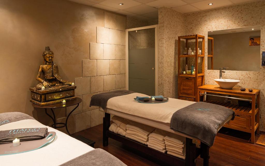 Massage Hôtel Spa Lagrange Vacances Domaine de Fayence Fayence