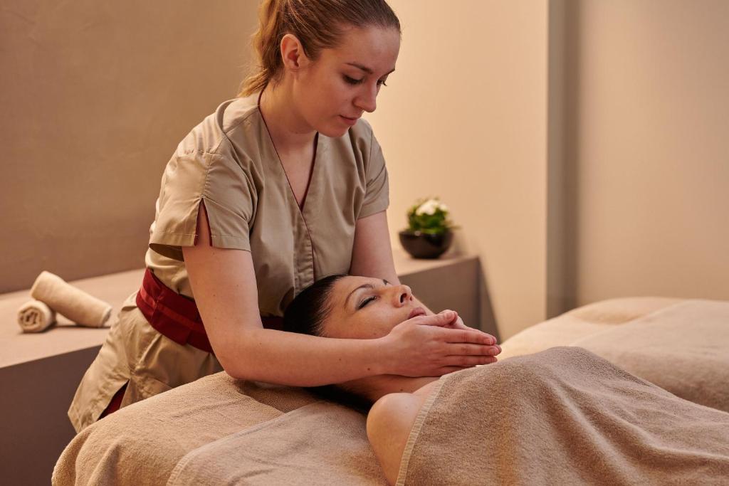 Massage Hôtel & Spa Vacances Bleues Le Splendid à Dax