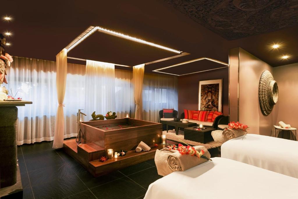 Massage Jacuzzi Hilton Evian Les Bains Hôtels Spa à Évian-les-Bains