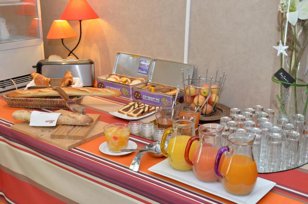Petit-déjeuner Hôtel La Croix Blanche Tarbes Spa