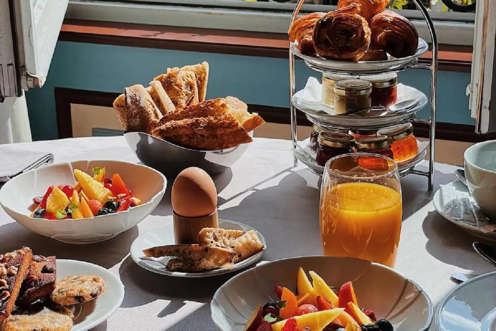 Petit-déjeuner InterContinental Bordeaux Le Grand Hôtel, an IHG Hôtel à Centre de Bordeaux Petit-déjeuner InterContinental Bordeaux Le Grand Hôtel, an IHG Hôtel à Centre de Bordeaux