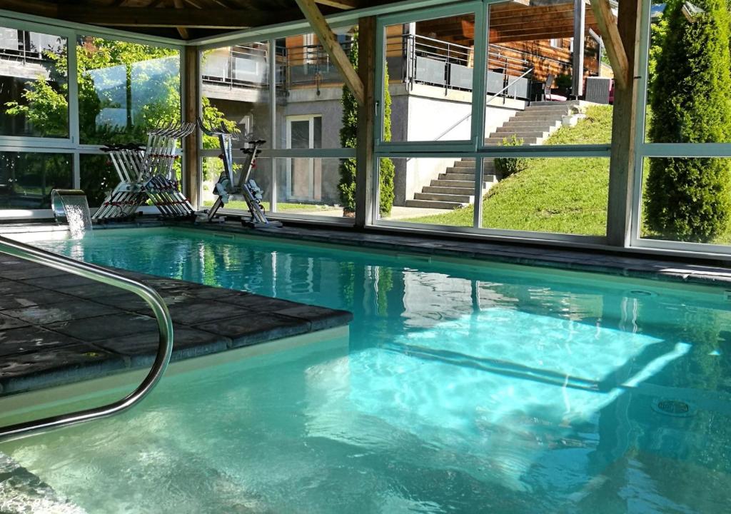 Piscine Ax Hôtel Spa & Restaurant Chorges Piscine Ax Hôtel Spa & Restaurant Chorges