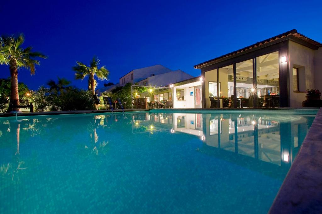 Piscine Golfe Hôtel Hôtels Spa à Porto-Vecchio Piscine Golfe Hôtel Hôtels Spa à Porto-Vecchio
