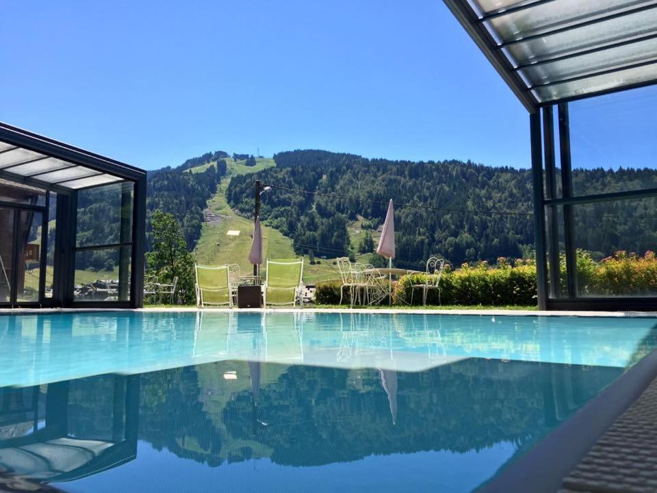 Piscine Hôtel Alpina Hôtels Spa à Morzine