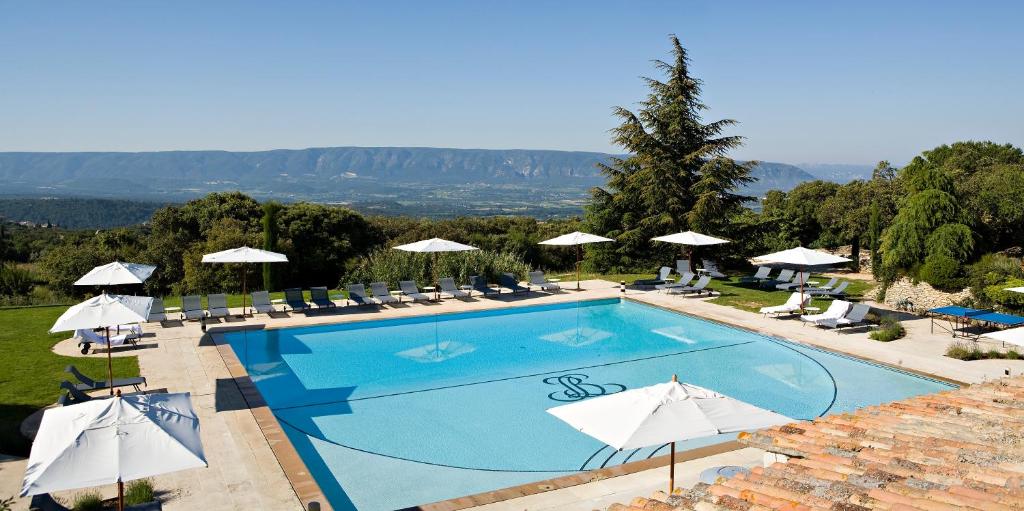 Piscine Hôtel Les Bories & Spa Gordes