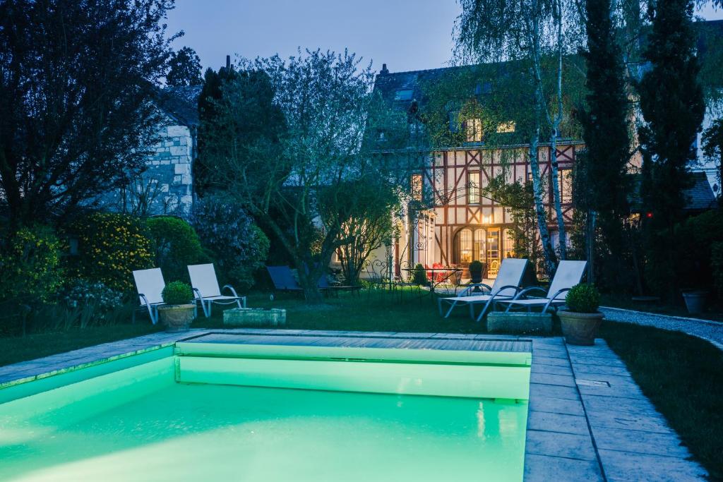 Piscine Hôtel Spa Au Charme Rabelaisien Amboise