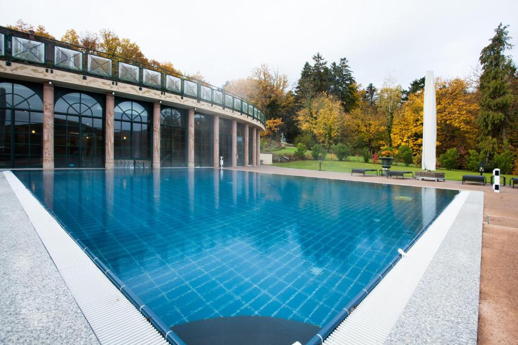 Piscine Hôtel Spa Les Violettes & BW Premier Collection Jungholtz
