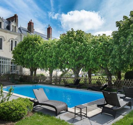 Piscine Hôtel & Spa Perier Du Bignon Laval