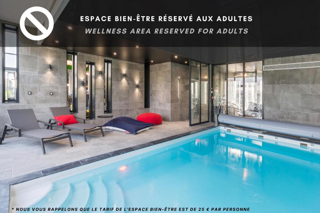 Piscine Intérieure Best Western Plus Europe Hôtel Brest Spa à Brest