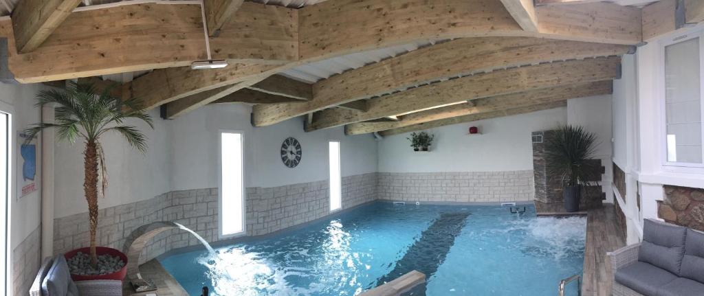 Piscine Intérieure Calme Des Pins & Spa Hôtels Spa à Les Sables dʼOlonne Piscine Intérieure Calme Des Pins & Spa Hôtels Spa à Les Sables dʼOlonne