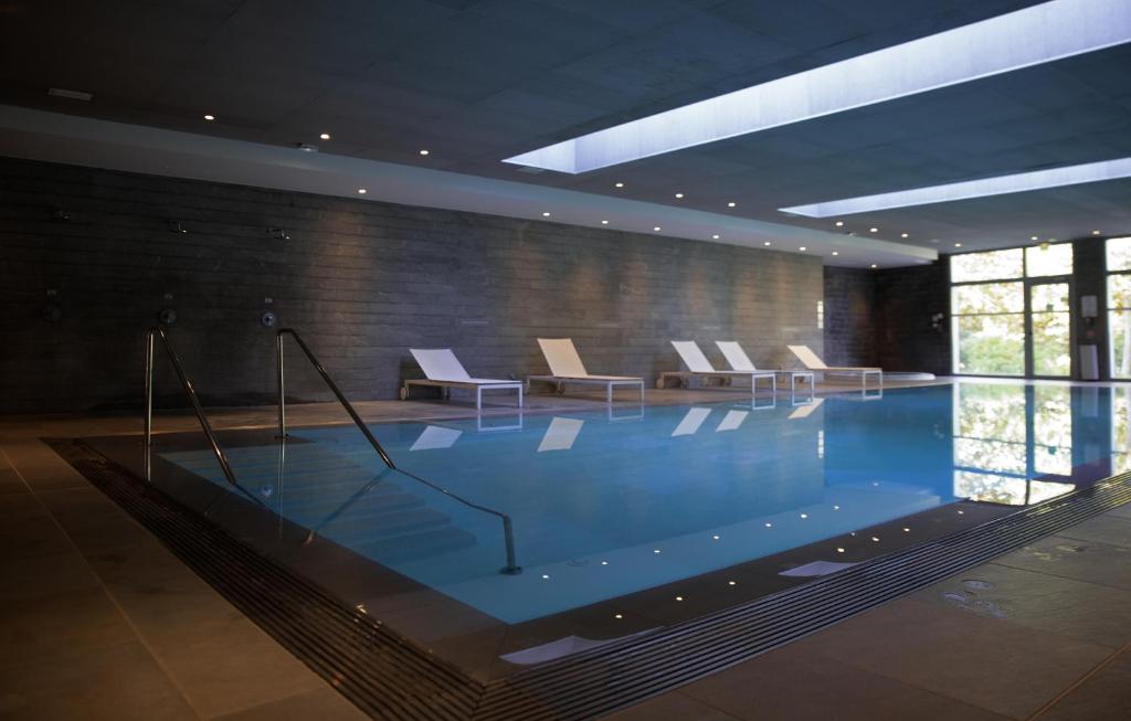 Piscine Intérieure Hôtel Spa Zenitude Relais & Spa - Paris Charles de Gaulle Roissy-en-France