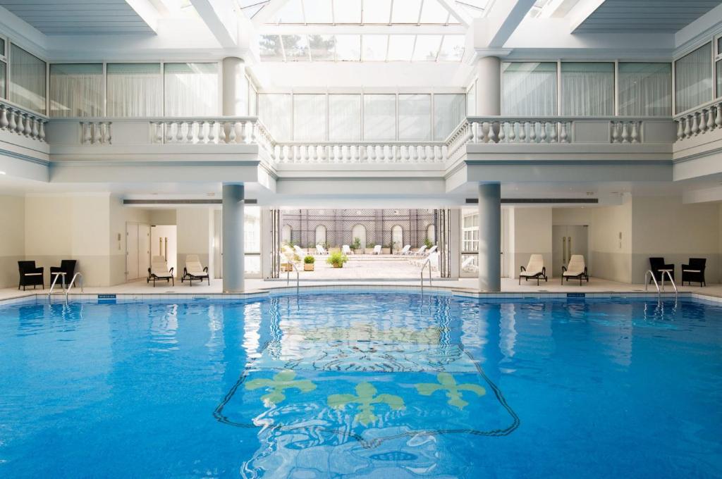 Piscine Intérieure Hôtel Spa à Versailles Waldorf Astoria Versailles - Trianon Palace