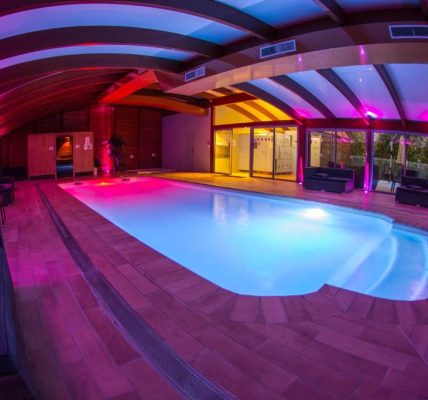 Piscine Intérieure Hôtels SPA Plage St Jean à La Ciotat