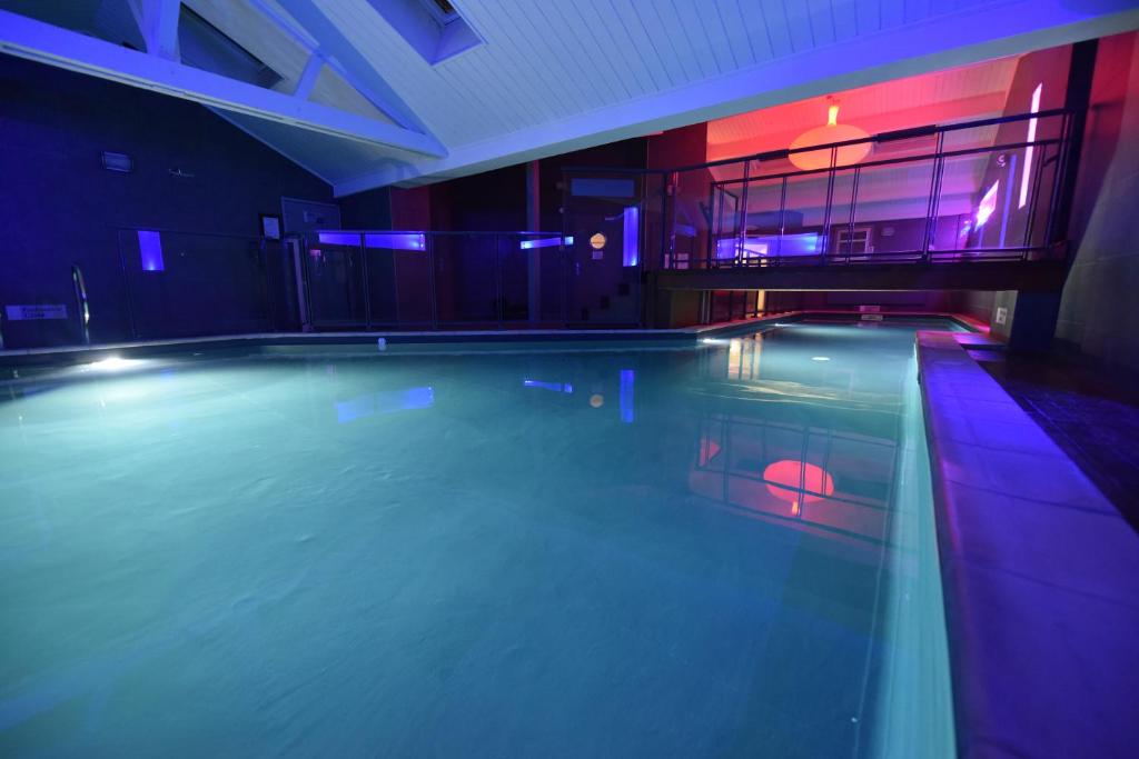Piscine Intérieure Hôtels Spa à Centre-ville de Dijon Piscine Intérieure Hôtels Spa à Centre-ville de Dijon