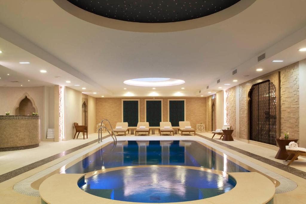 Piscine Intérieure Hôtels Spa à Chantilly Auberge du Jeu de Paume