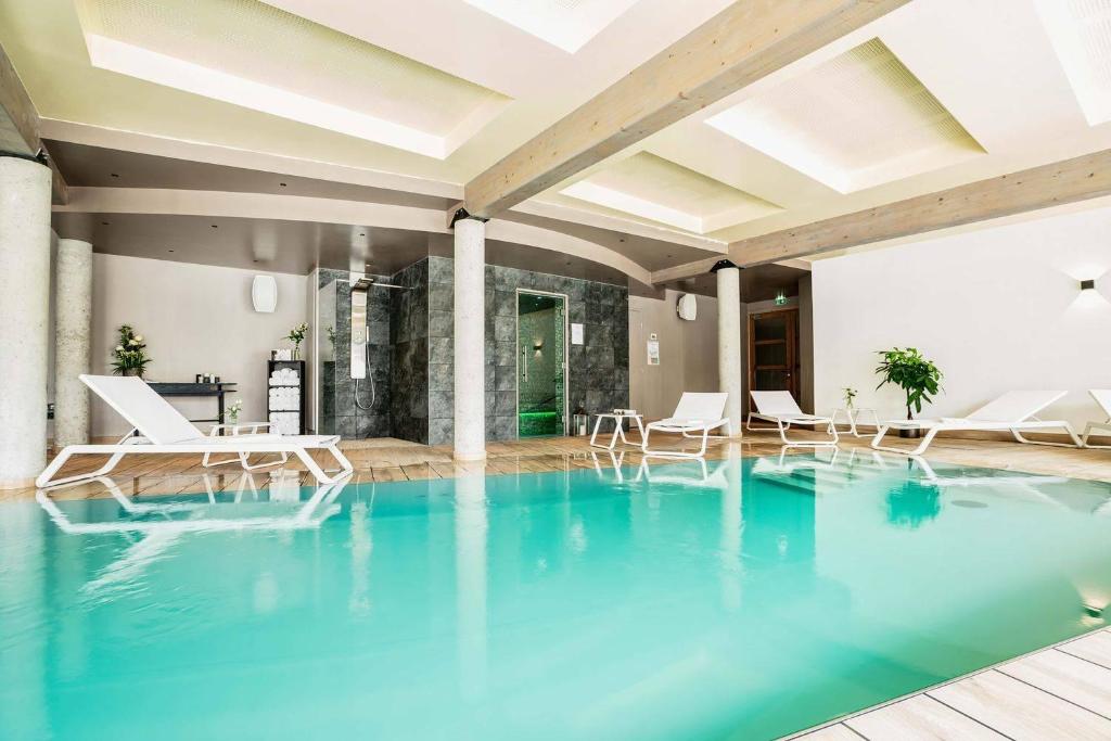 Piscine Intérieure Hôtels Spa à Loches Best Western Plus Hôtel de la Cite Royale Piscine Intérieure Hôtels Spa à Loches Best Western Plus Hôtel de la Cite Royale