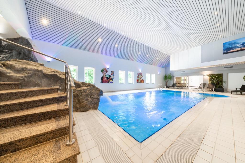Piscine Intérieure Le Clervaux Design Hôtel Spa à Clervaux