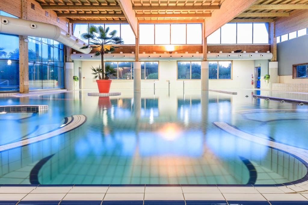 Piscine Intérieure Les Terrasses d'Atlanthal Hôtel Spa à Anglet