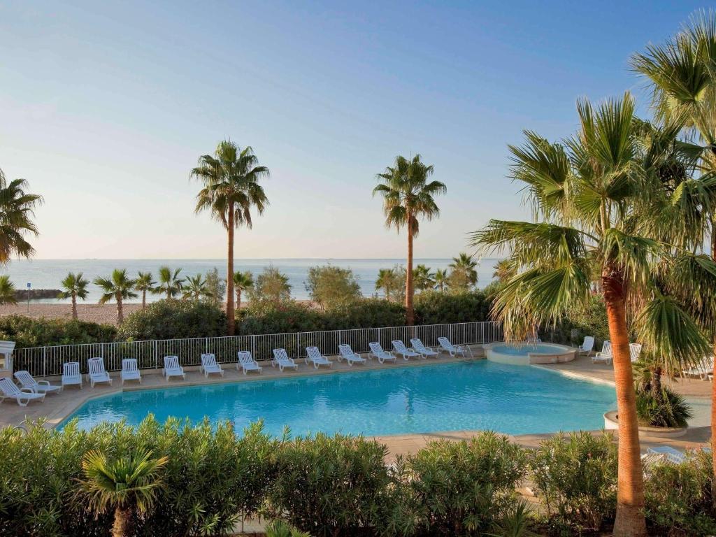 Piscine Mercure Thalasso & Spa Port Fréjus Hôtels Piscine Mercure Thalasso & Spa Port Fréjus Hôtels