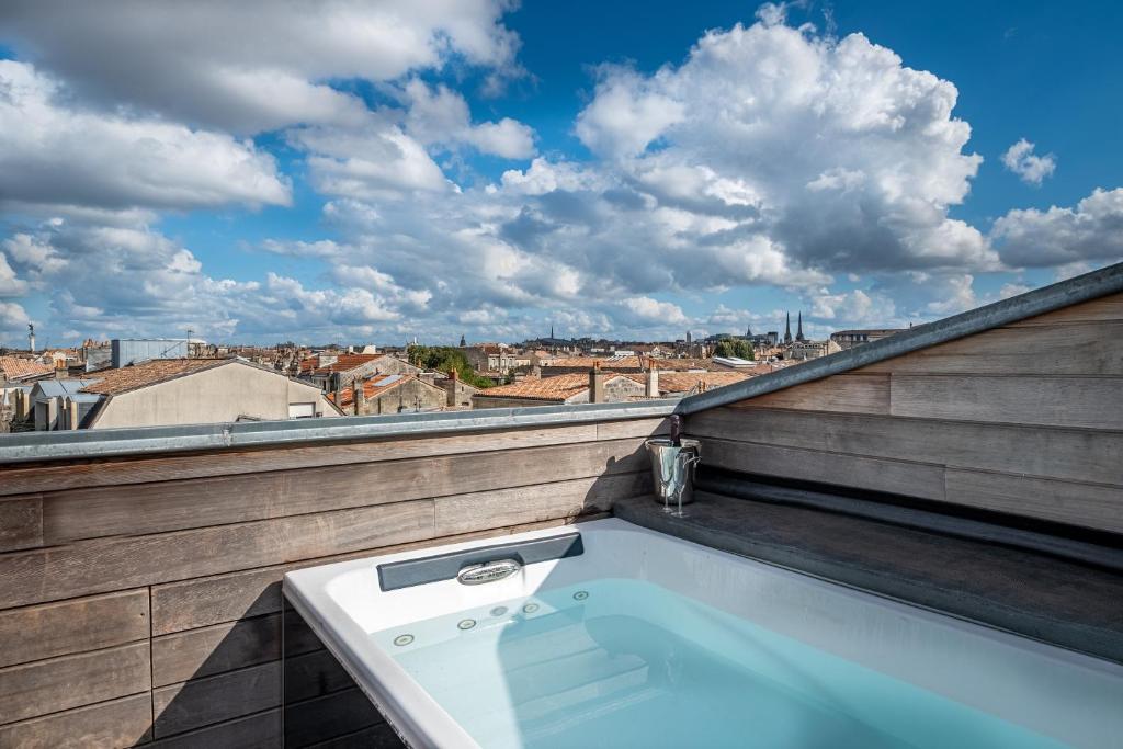 Relax Le Palais Gallien Hôtel & Spa à Centre de Bordeaux Relax Le Palais Gallien Hôtel & Spa à Centre de Bordeaux