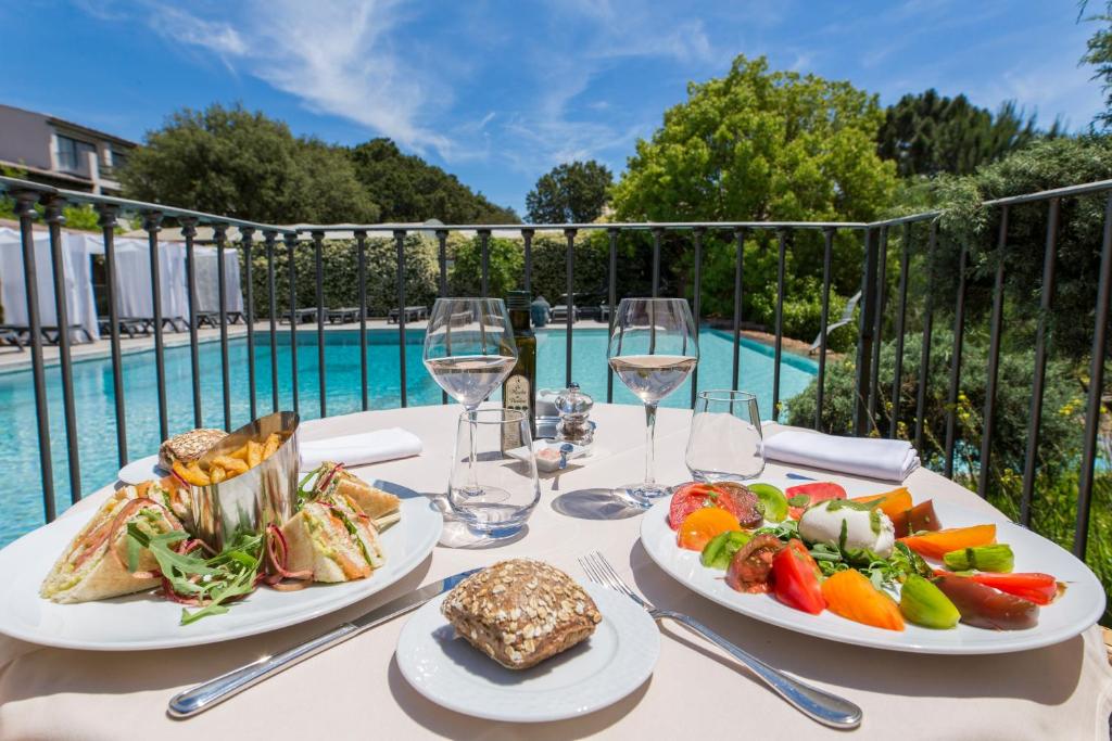 Restaurant Hôtel Le Roi Théodore & Spa Porto-Vecchio Restaurant Hôtel Le Roi Théodore & Spa Porto-Vecchio
