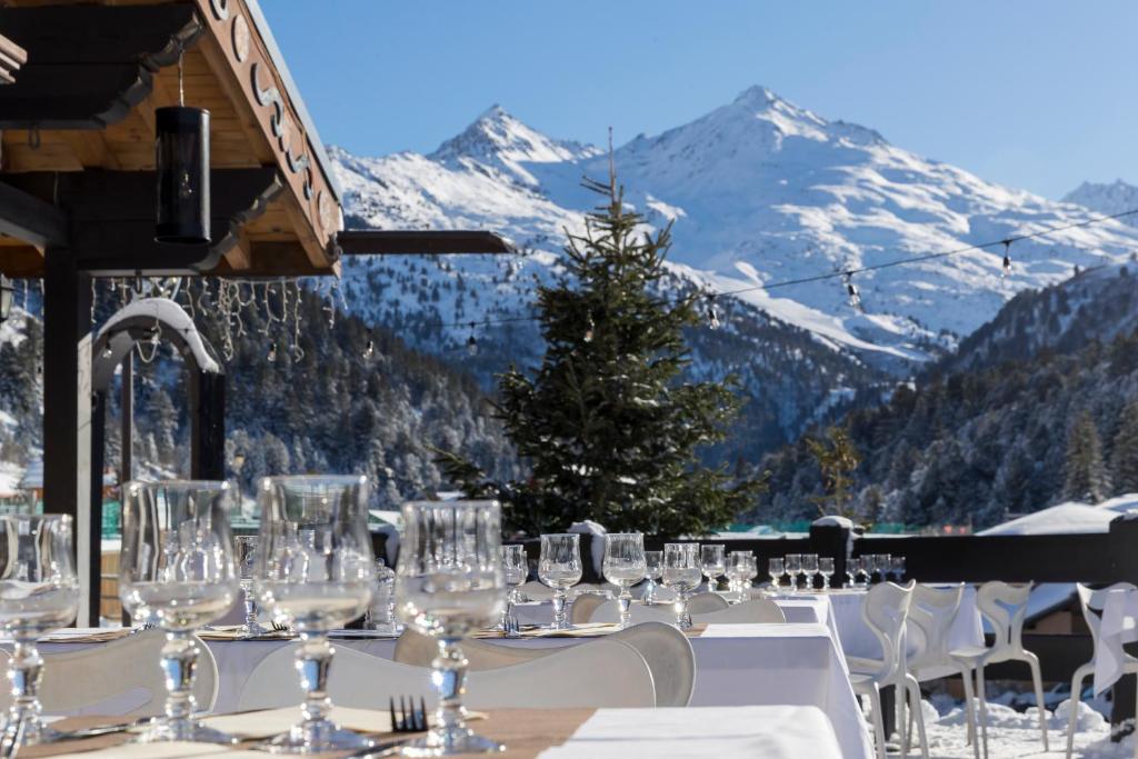 RestaurantHôtel Mont Vallon Hôtel & Spa Le Mottaret à Méribel
