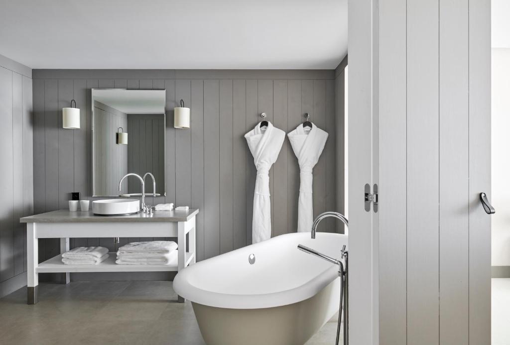 Salle de bains Hôtel Spa Plage Palace Palavas-les-Flots