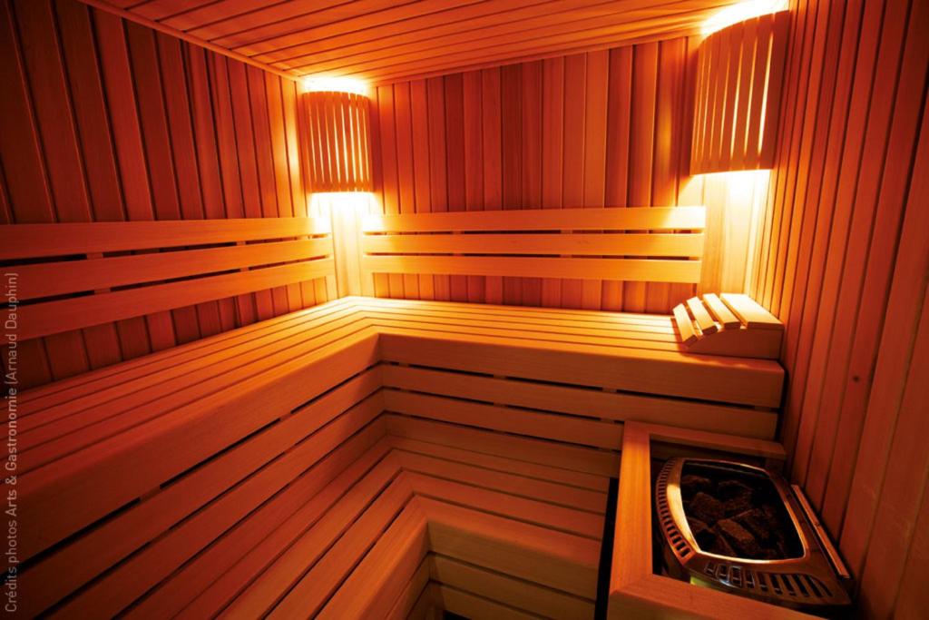 Sauna Hostellerie Du Chapeau Rouge Hôtels Spa à Centre-ville de Dijon Sauna Hostellerie Du Chapeau Rouge Hôtels Spa à Centre-ville de Dijon