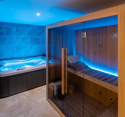 Sauna Hostellerie du Château des Fines Roches Hôtels Spa Châteauneuf-du-Pape