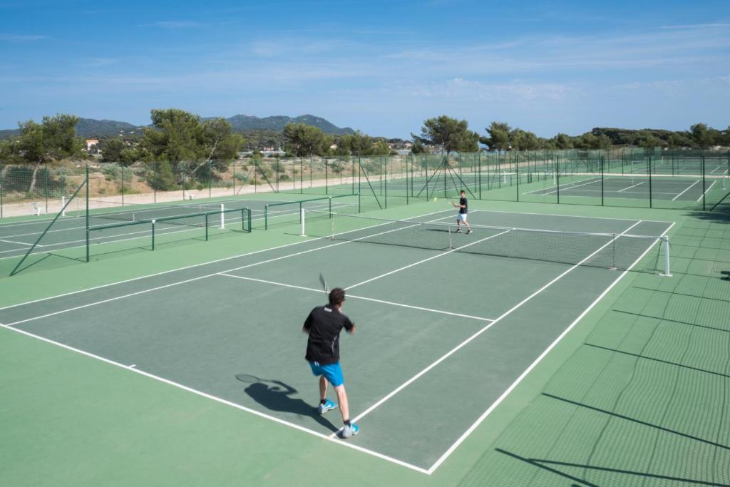 Sport Hôtels Helios - Ile des Embiez Spa Six-Fours-les-Plages Sport Hôtels Helios - Ile des Embiez Spa Six-Fours-les-Plages