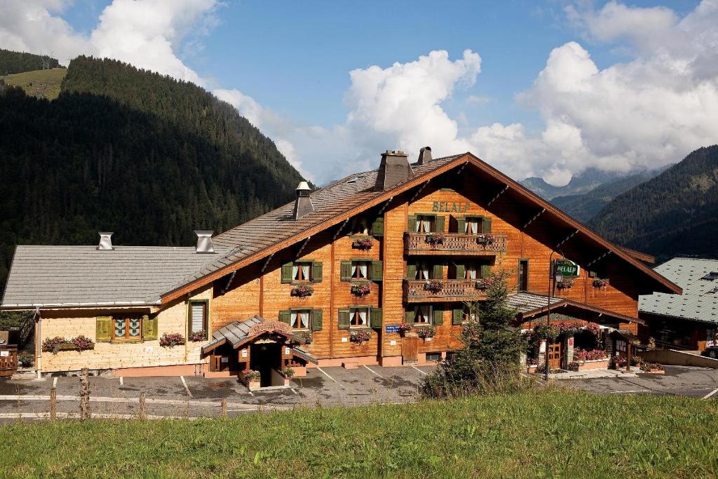 extérieure Hôtel Belalp Spa à Châtel extérieure Hôtel Belalp Spa à Châtel