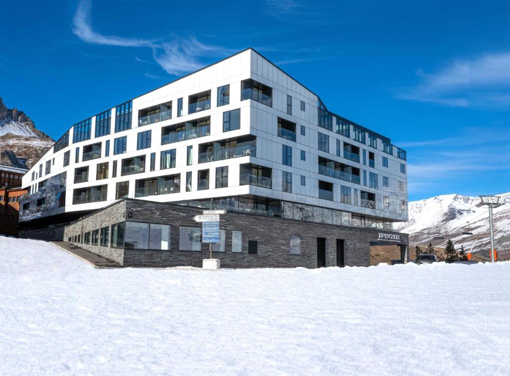 extérieure Hôtel VoulezVous by Les Etincelles Spa à Tignes extérieure Hôtel VoulezVous by Les Etincelles Spa à Tignes