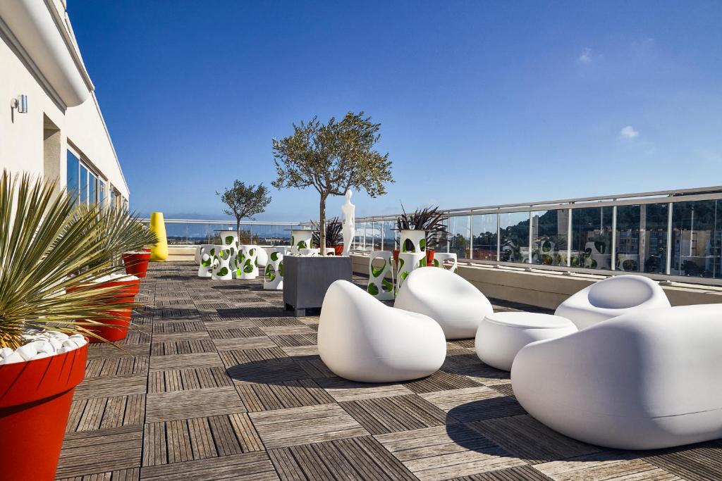 extérieure Ibis Styles Hyères Rooftop & Spa Curio Collection By Hilton à Hyères Club Le Plein Sud Vacances Bleues