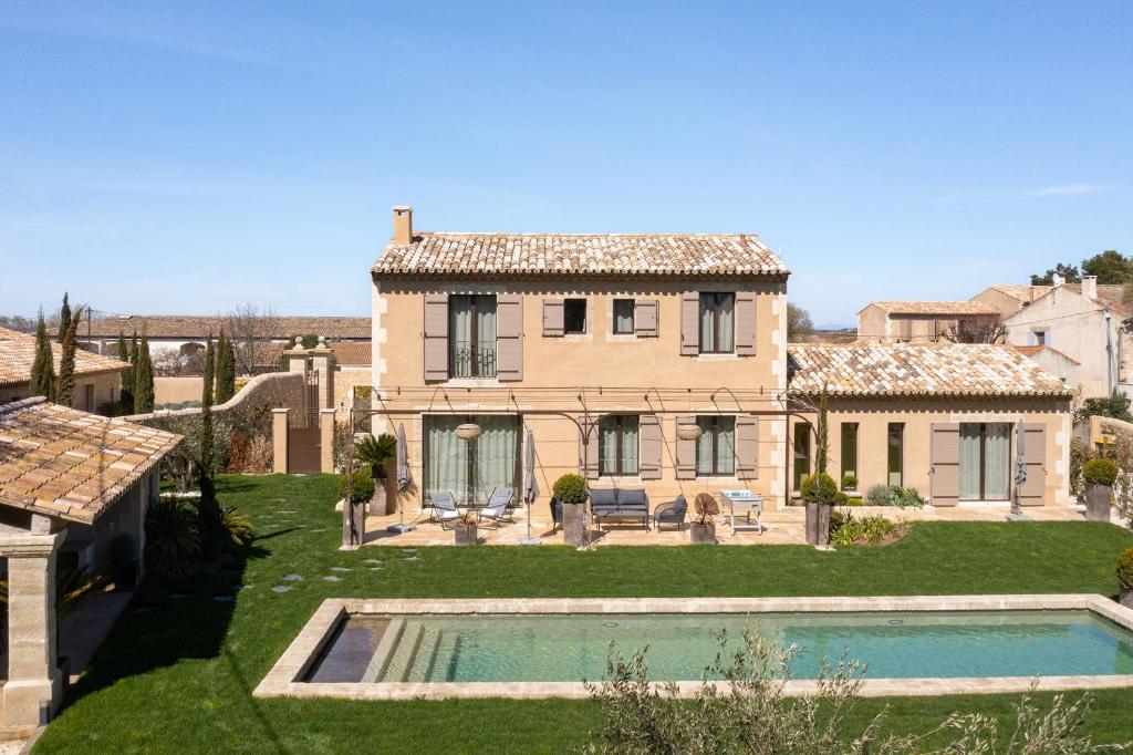 extérieure Le Vallon de Valrugues & Spa à Saint-Rémy-de-Provence